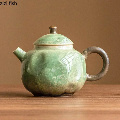 Théière en Céramique Verte avec Infuseur - Design Élégant pour vos Pauses Thé