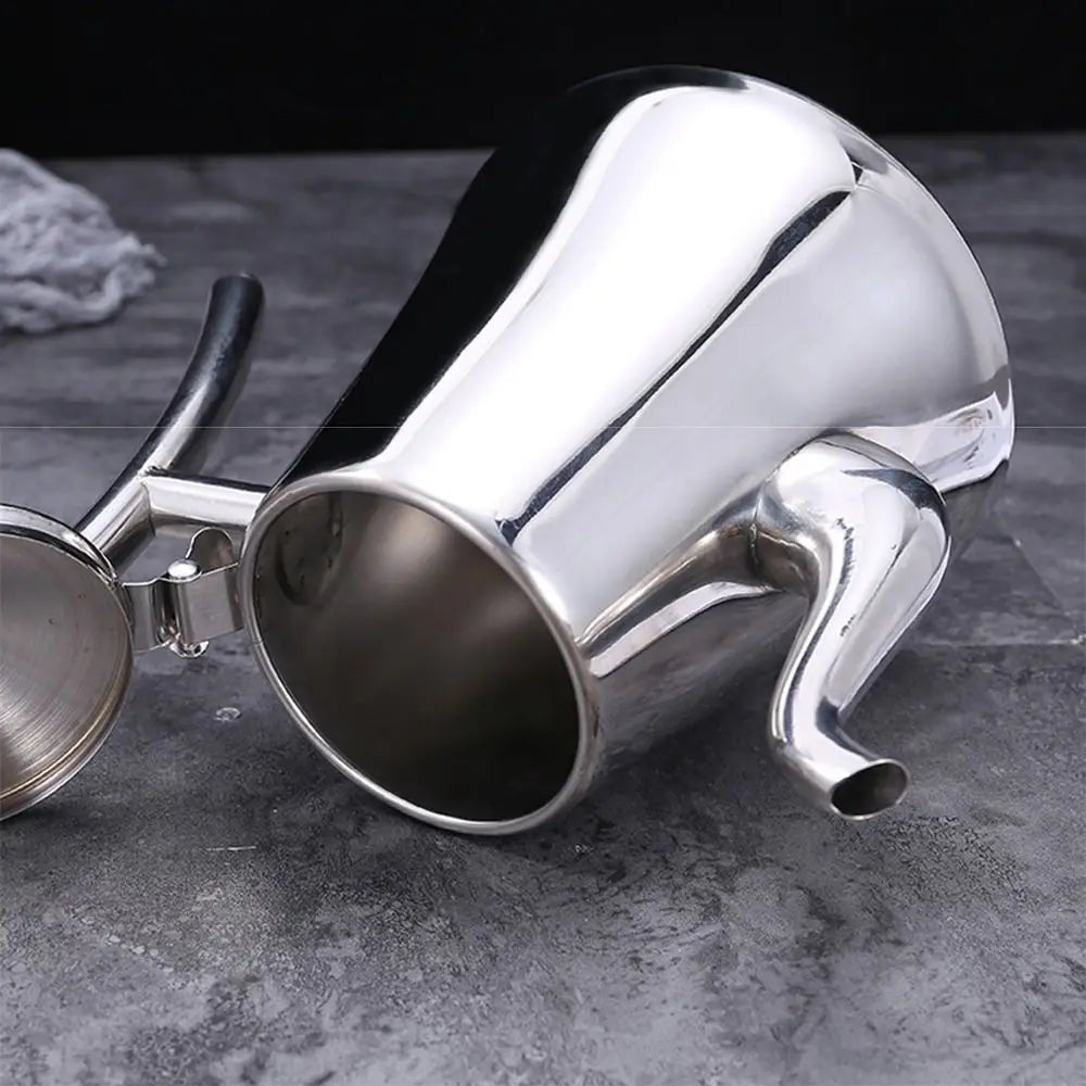 Théière Design Argentée avec Filtre Amovible et Couvercle Anti-Brûlure