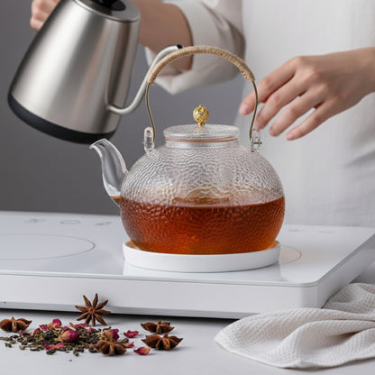 Théière en Verre Épais avec Manche Cuivre - Résistante Haute Température & Poêle Céramique