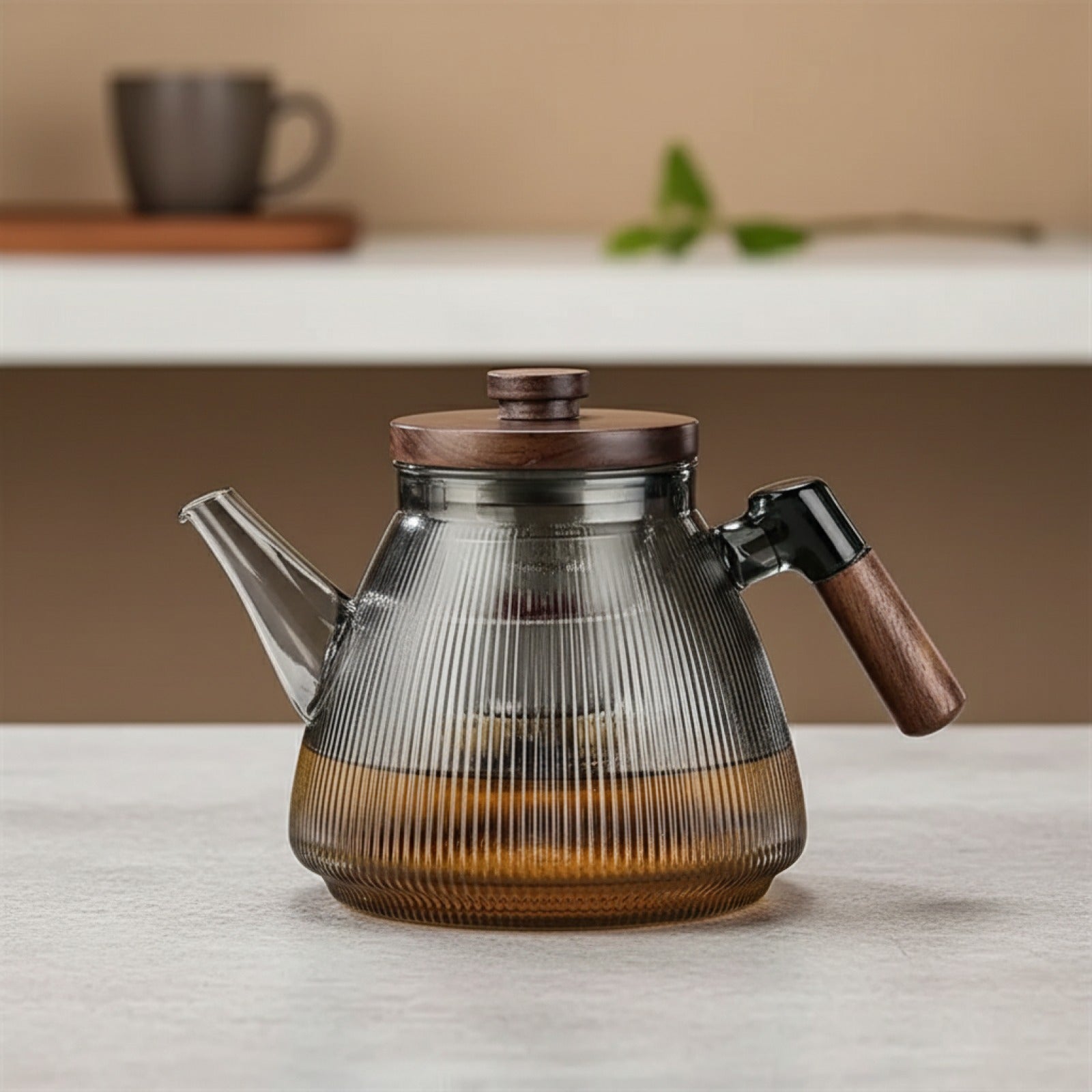 Théière en Verre Borosilicate Rayée avec Poignée en Noyer - Usage Double : Infusion & Cuisson
