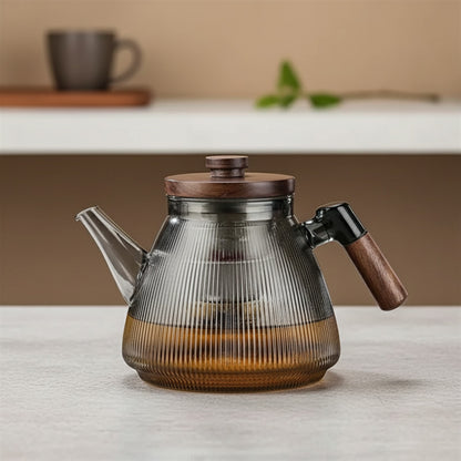 Théière en Verre Borosilicate Rayée avec Poignée en Noyer - Usage Double : Infusion & Cuisson