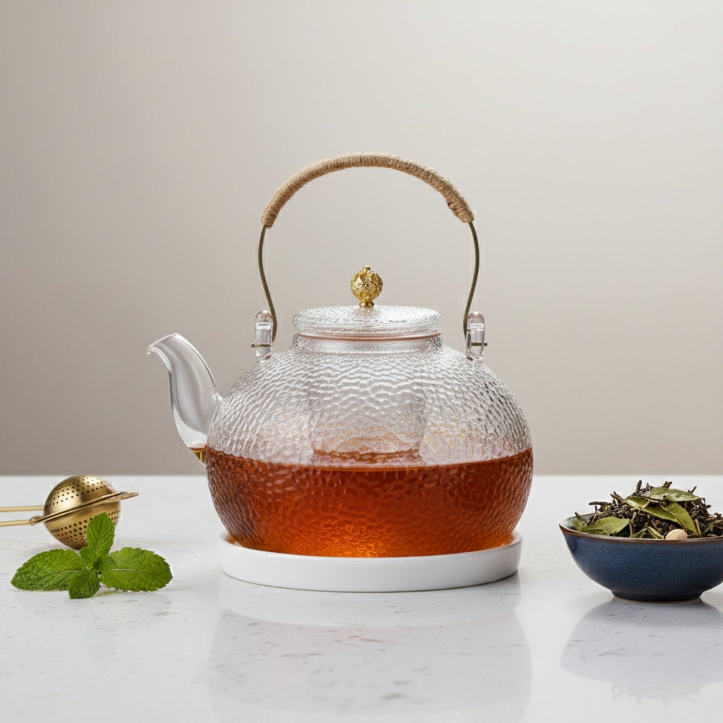 Théière en Verre Épais avec Manche Cuivre - Résistante Haute Température & Poêle Céramique